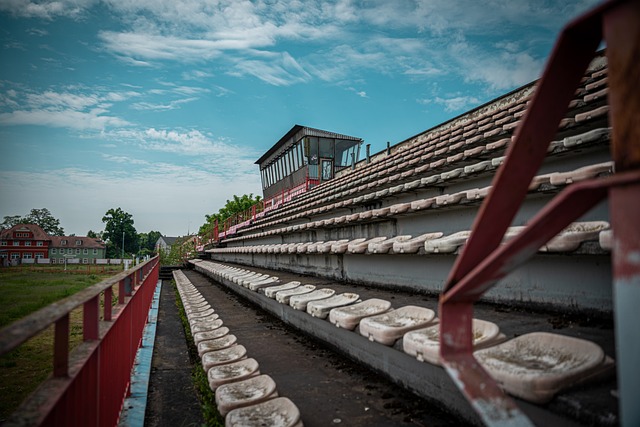 喀麦隆主帅布里斯：我非常欣赏德容，亚马尔的表现令人惊艳